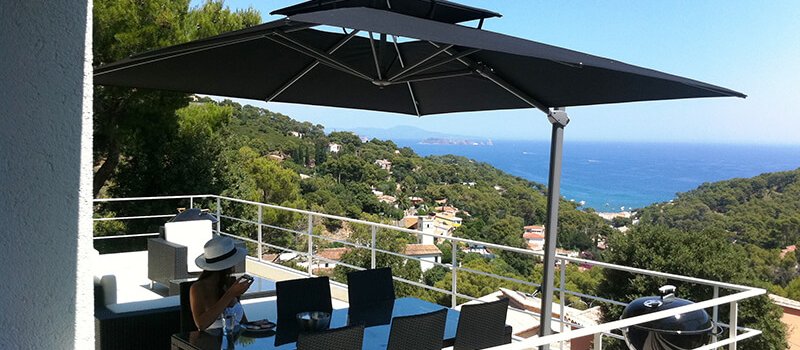 Laterna zweefparasol balkon